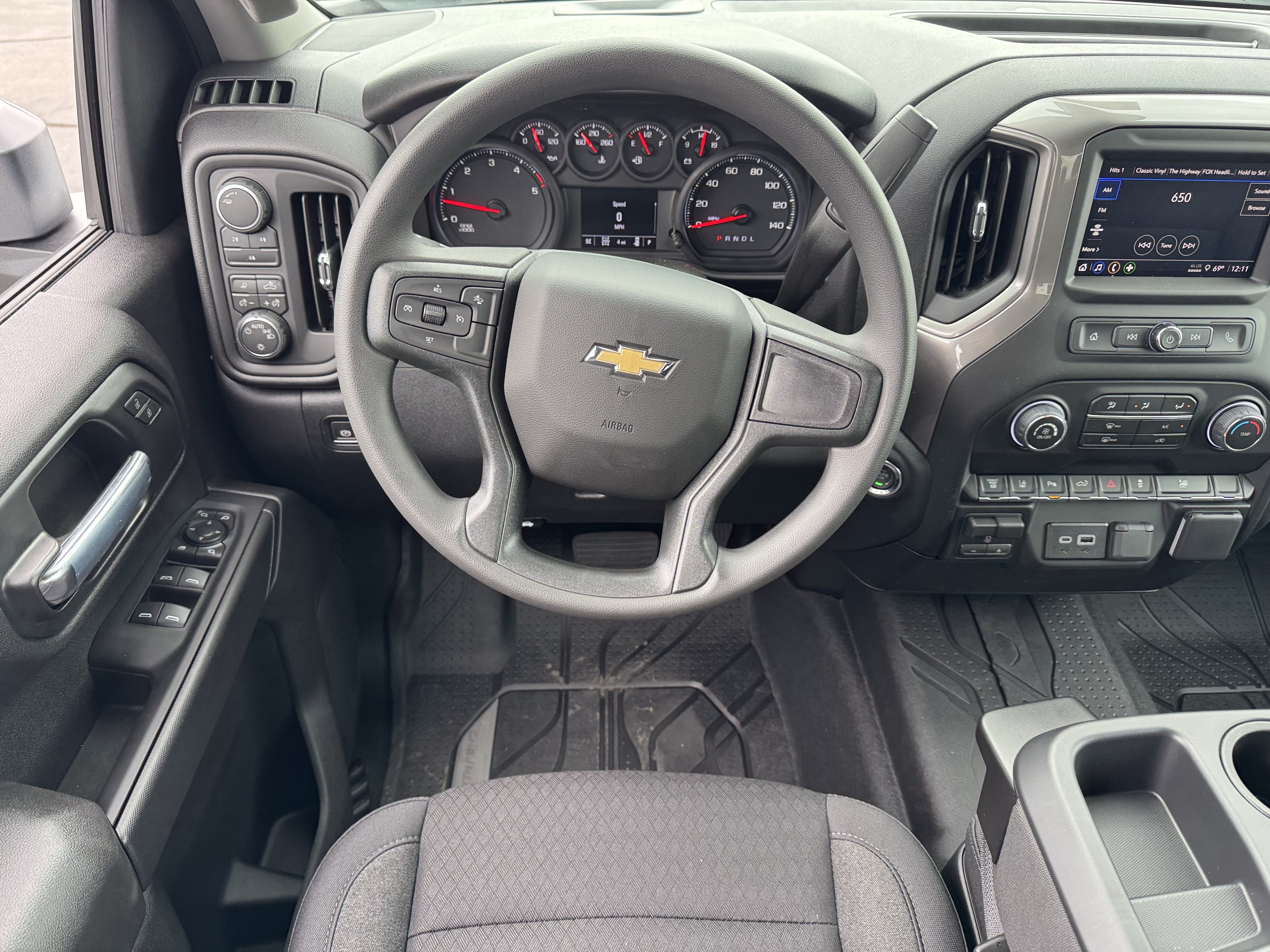 New 2026 Chevrolet Silverado 2500 Custom w/ Custom Value Package AWD/4WD image 18