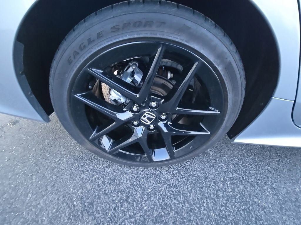 Used 2025 Honda Civic Sport image 10