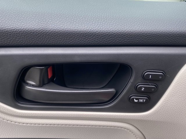 New 2025 Honda Odyssey EX-L image 14