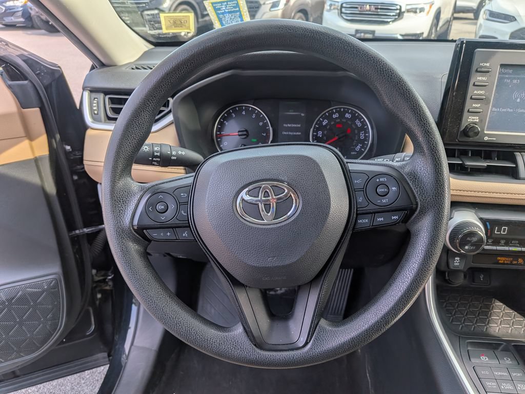 Used 2020 Toyota RAV4 XLE w/ All Weather Liner Package AWD/4WD image 8