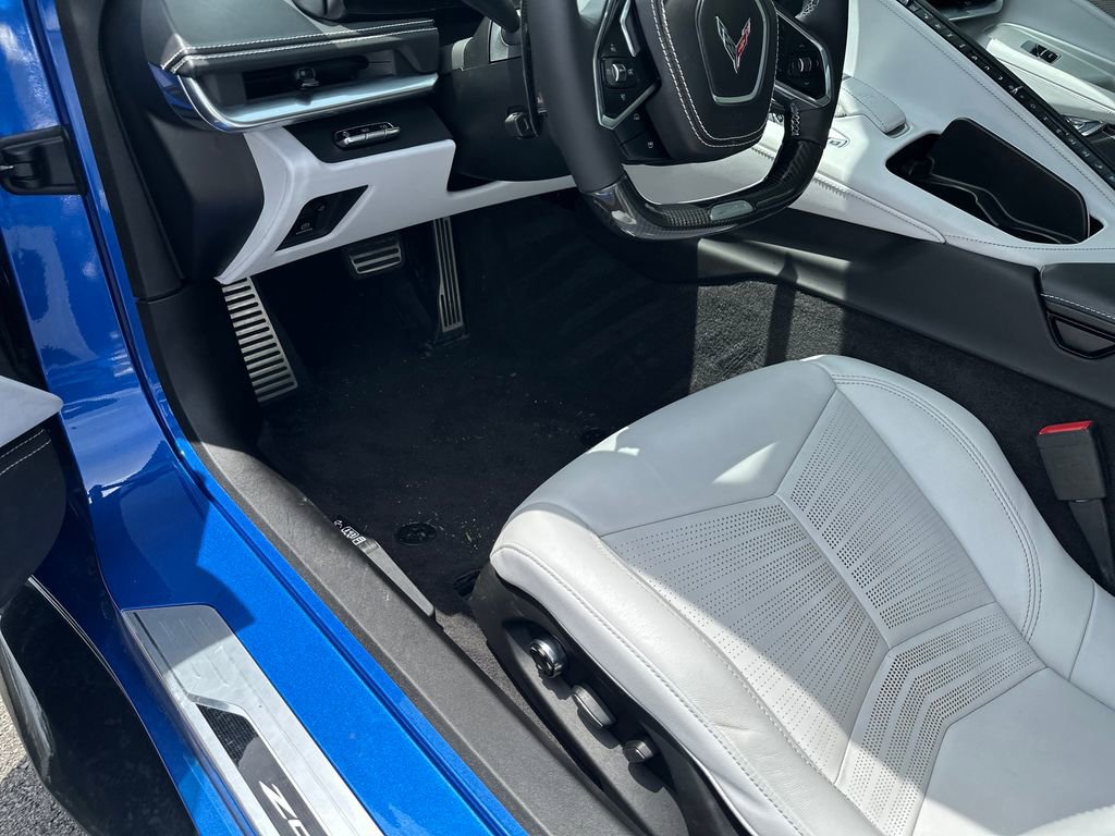Used 2023 Chevrolet Corvette Z06 RWD image 21