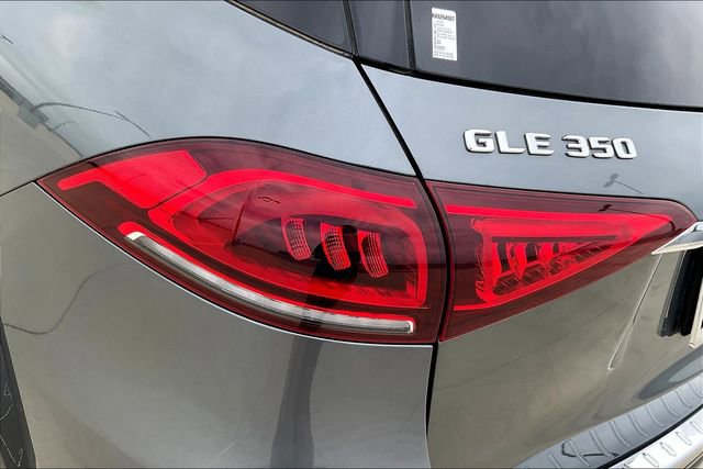 Used 2022 Mercedes-Benz GLE 350 4MATIC w/ Premium Package image 30