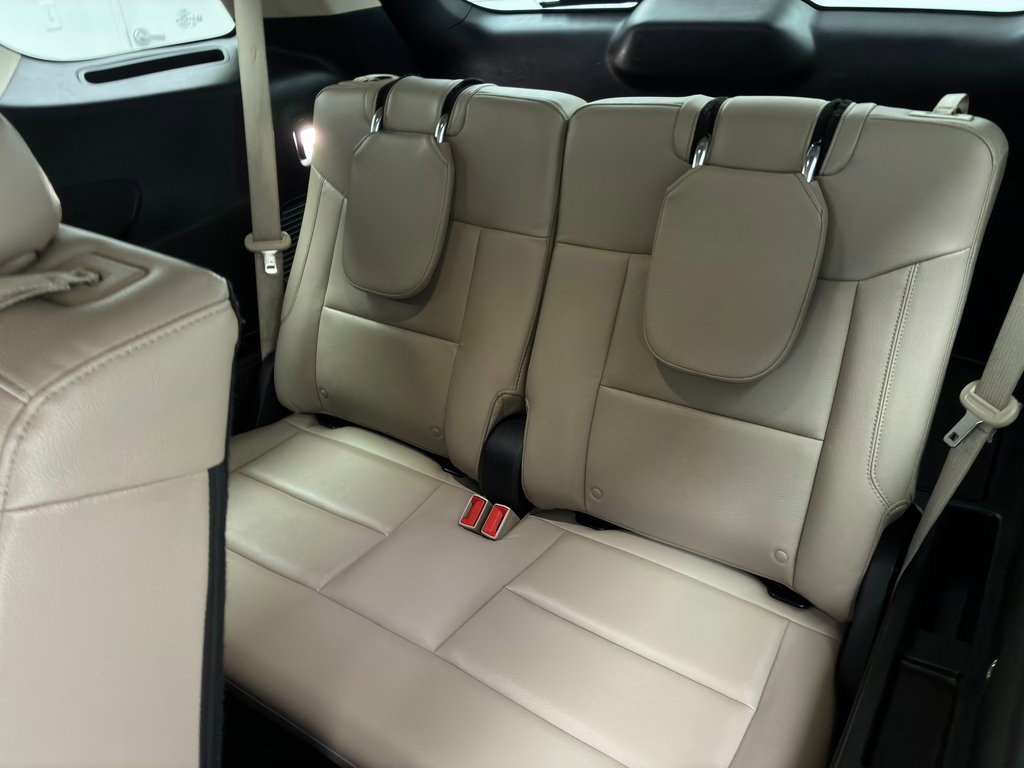 Used 2023 Ford Explorer Limited image 37