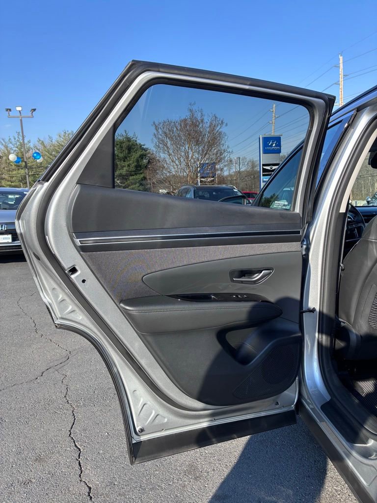Used 2024 Hyundai Tucson Limited AWD/4WD image 46