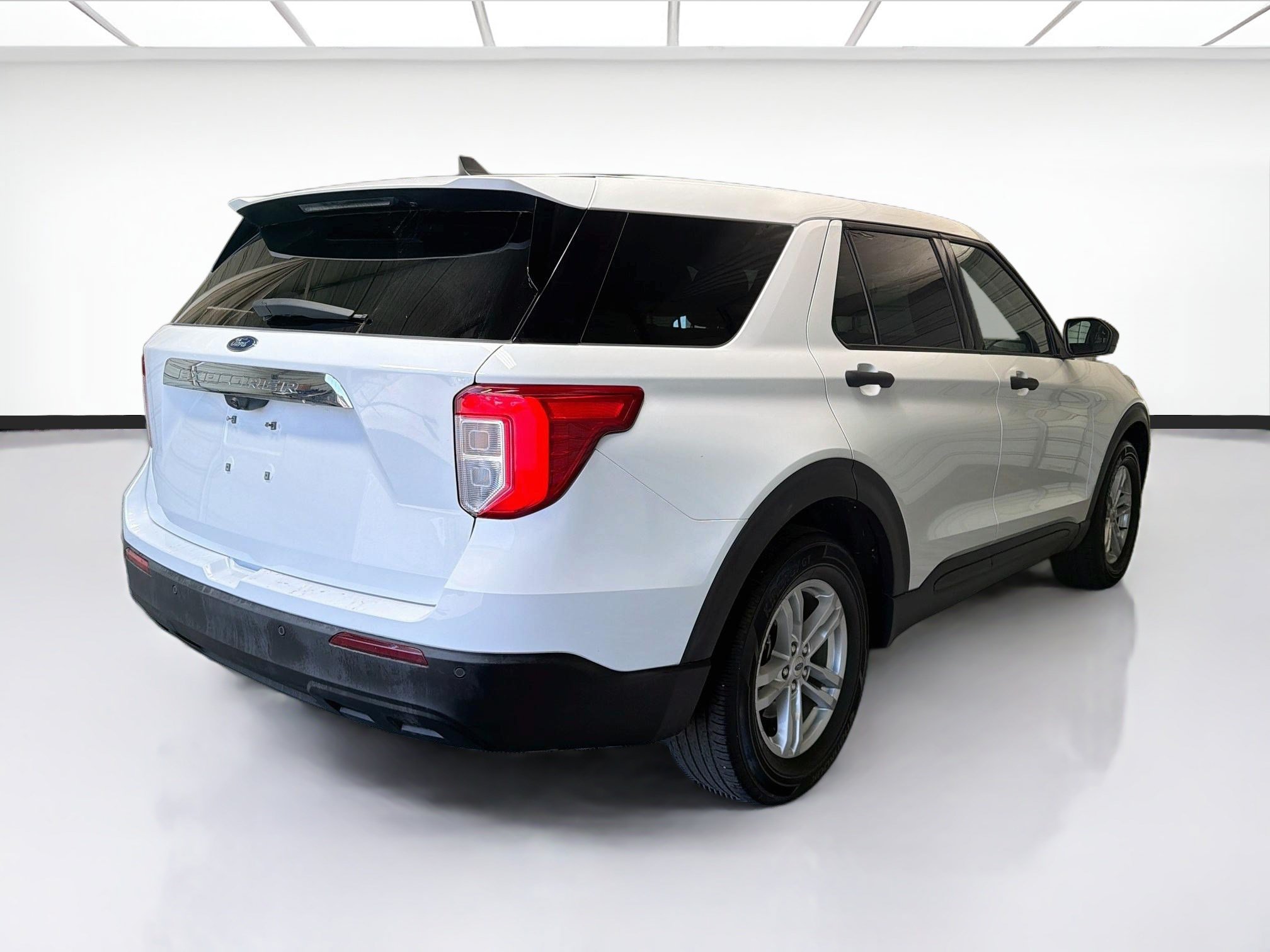 Used 2022 Ford Explorer 2WD image 4