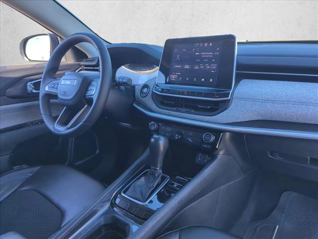 Used 2022 Jeep Compass Latitude image 17