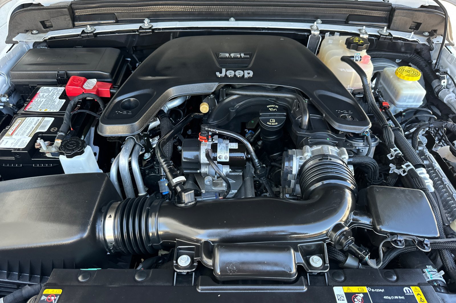 Used 2021 Jeep Wrangler Unlimited Sport AWD/4WD image 24