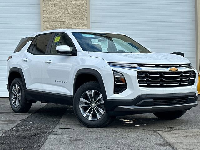 New 2026 Chevrolet Equinox LT w/ LPO, Floor Liner Package image 2