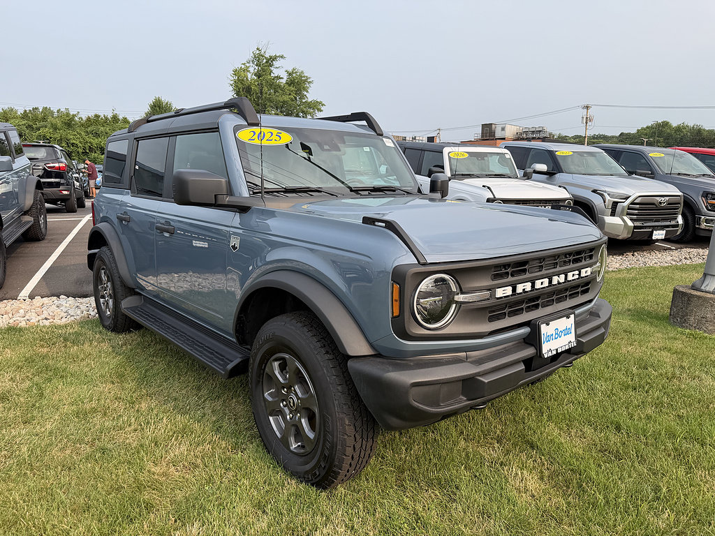 Used 2025 Ford Bronco Big Bend AWD/4WD image 7