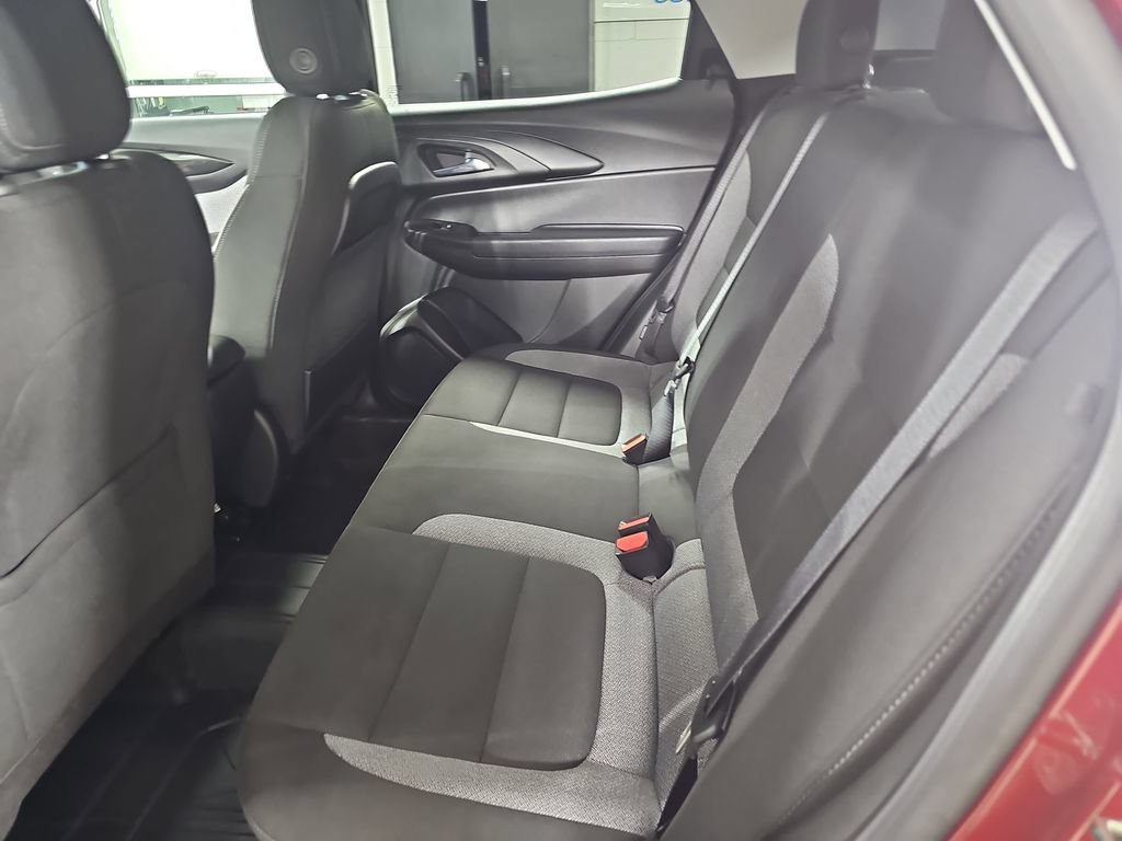 Certified 2024 Chevrolet TrailBlazer LT w/ Driver Confidence Package AWD/4WD image 17