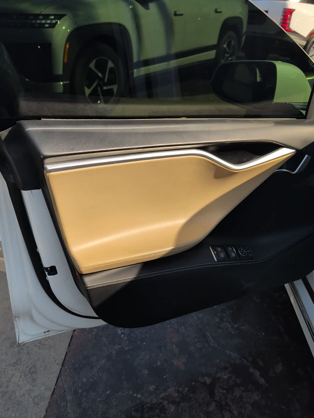 Used 2017 Tesla Model S 75 RWD image 10