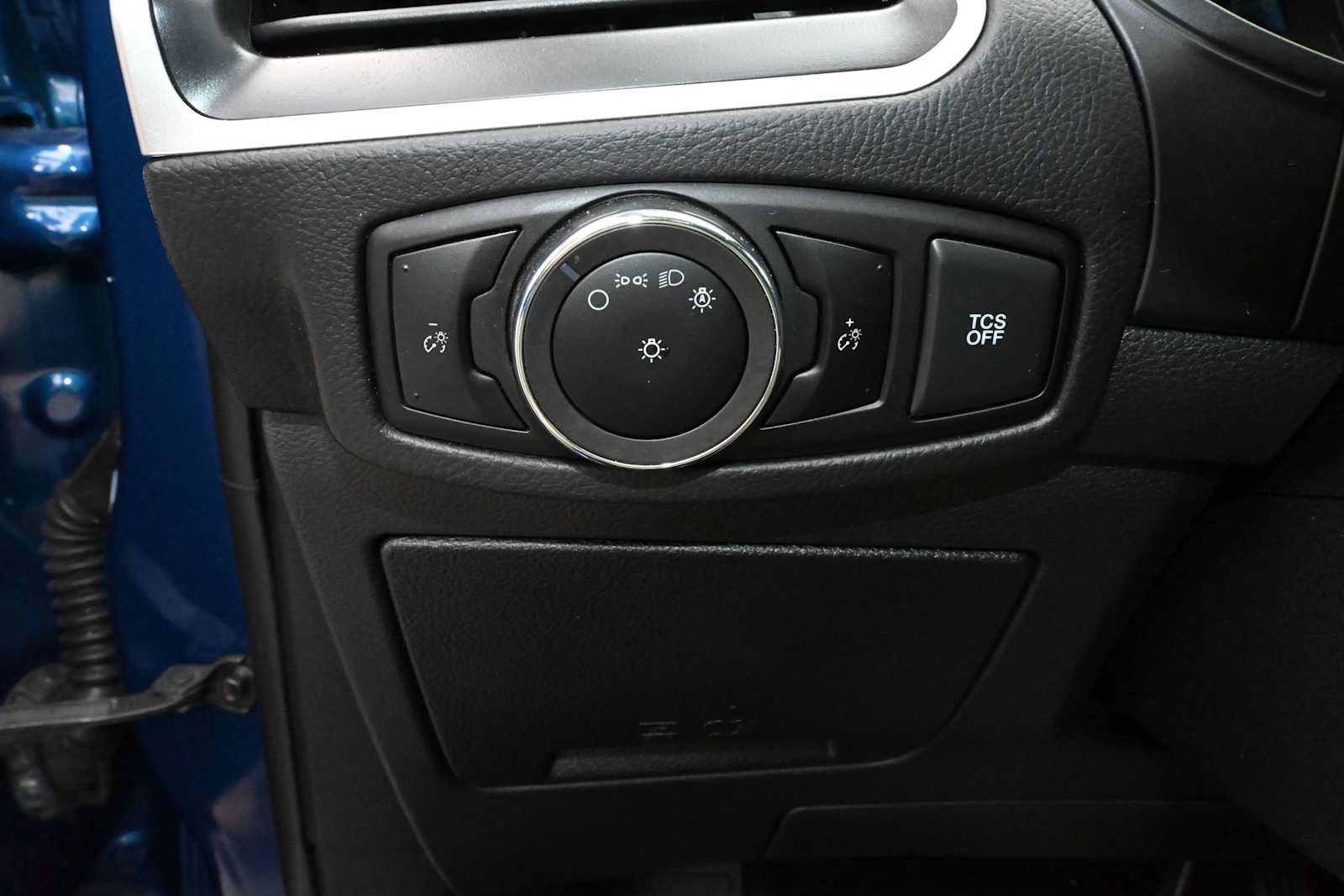 Used 2024 Ford Edge SEL AWD/4WD image 12