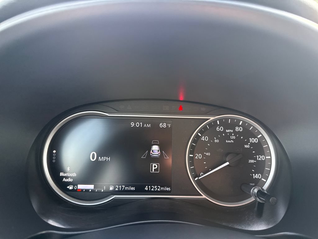 Used 2018 Nissan Kicks SV FWD image 26