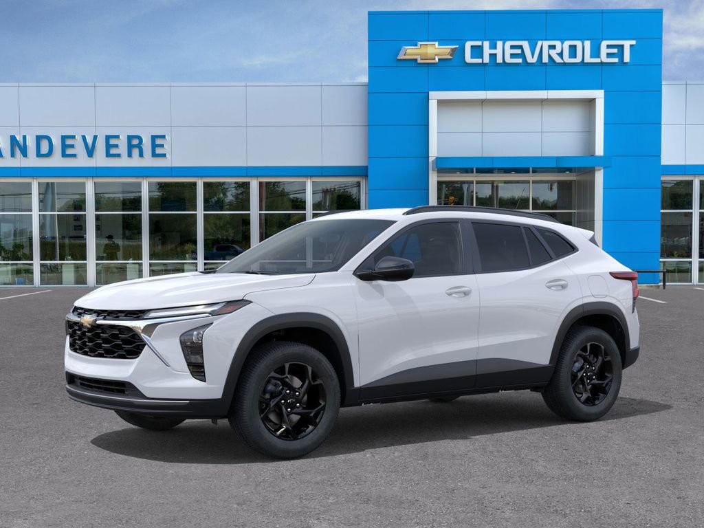 New 2026 Chevrolet Trax LT w/ Midnight Edition image 2