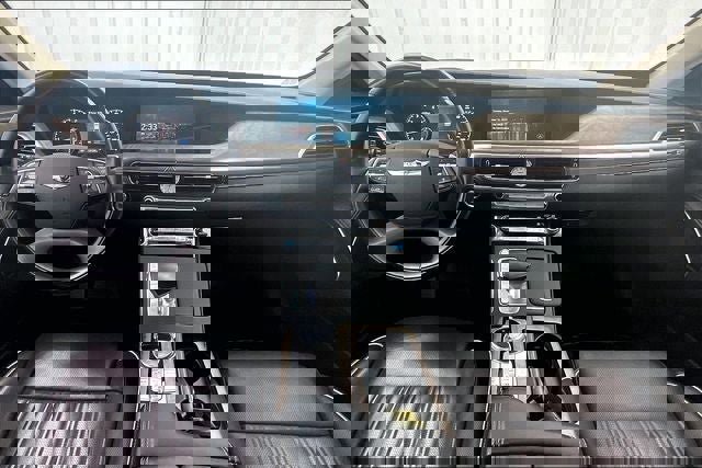 Used 2021 Genesis G90 3.3T Premium image 15