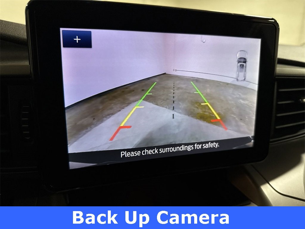 Used 2023 Ford Explorer XLT image 14