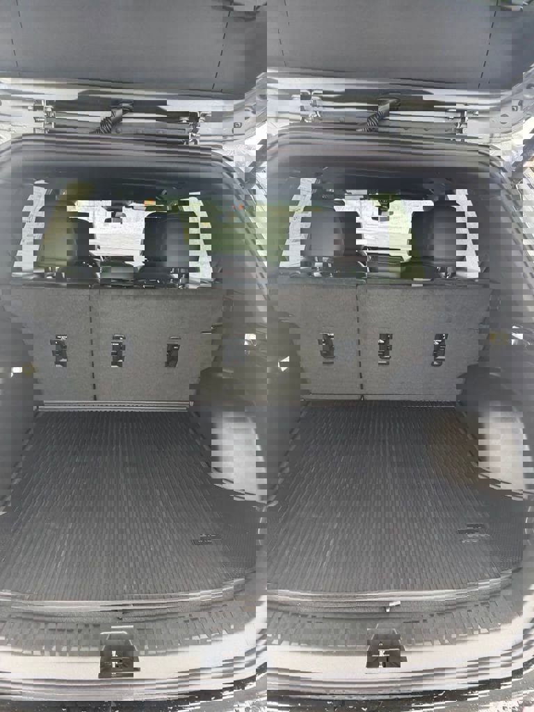 New 2026 GMC Terrain AT4 w/ Convenience Package III image 4