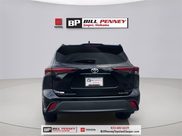 New 2026 Toyota Highlander XLE image 4