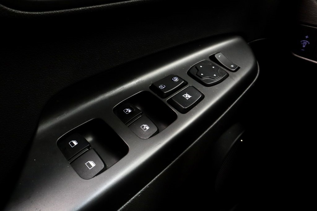 Used 2021 Hyundai Kona Night w/ Cargo Package image 25