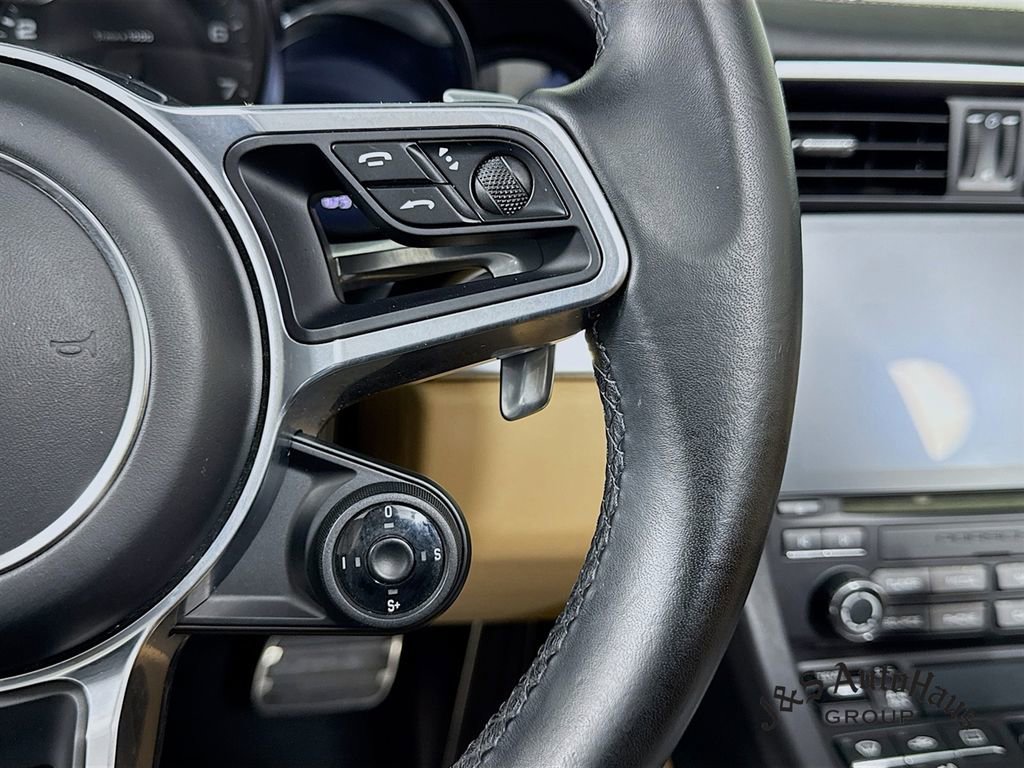 Used 2017 Porsche 911 Carrera image 14