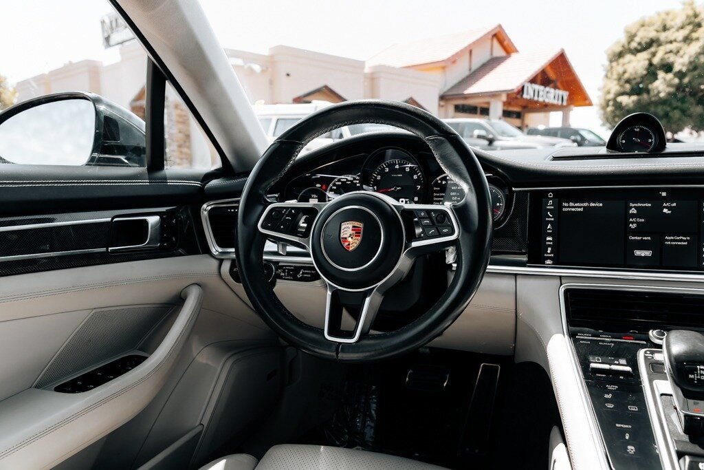 Used 2017 Porsche Panamera 4S AWD/4WD image 22