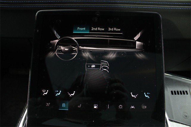 New 2025 Cadillac Escalade IQ Luxury 1 image 31