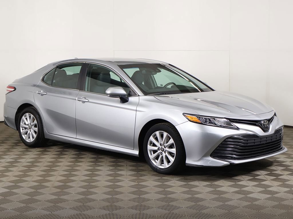 Used 2020 Toyota Camry LE w/ Convenience Package image 2