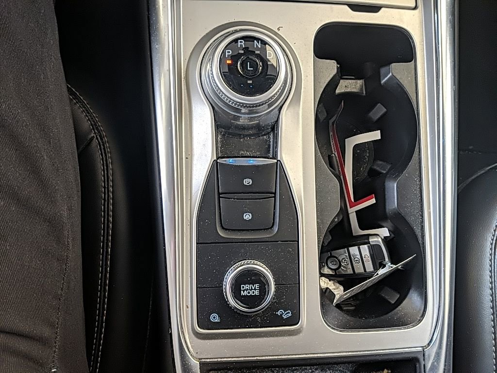 Used 2022 Ford Explorer XLT w/ Equipment Group 202A image 24