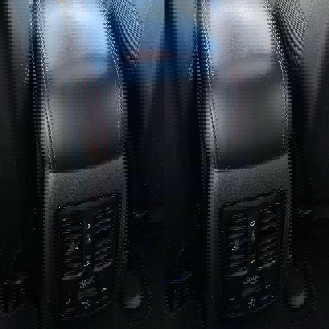 Used 2024 Dodge Durango GT image 25