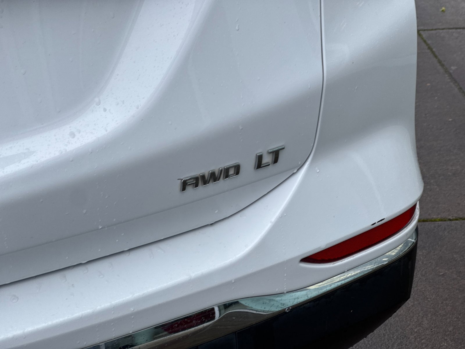 Used 2019 Chevrolet Equinox LT image 25