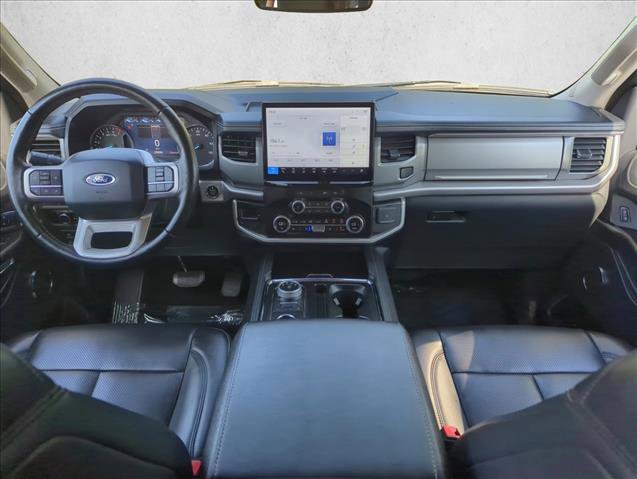 Used 2024 Ford Expedition Max XLT image 21