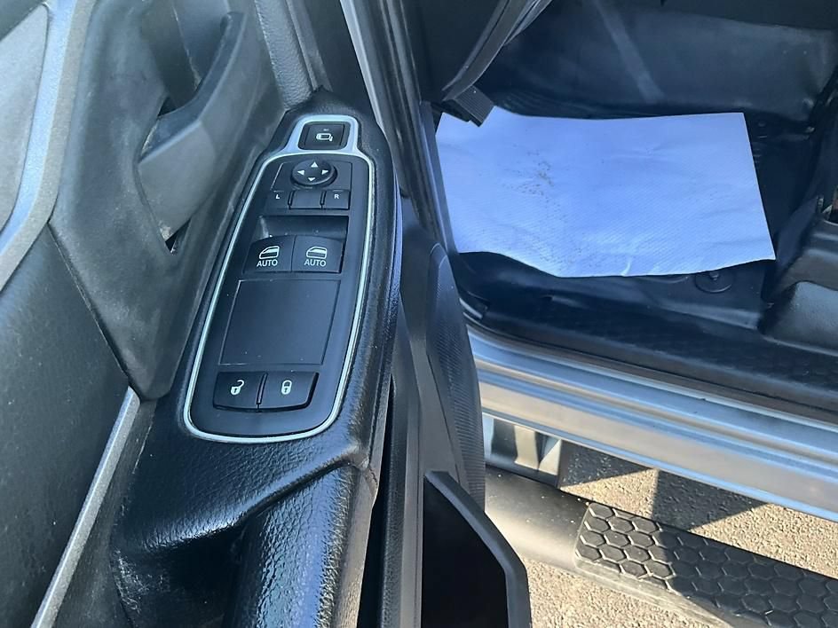 Used 2024 RAM 4500 Tradesman AWD/4WD image 13