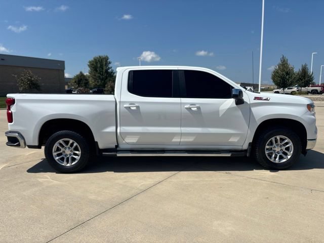 Used 2025 Chevrolet Silverado 1500 LT AWD/4WD image 35