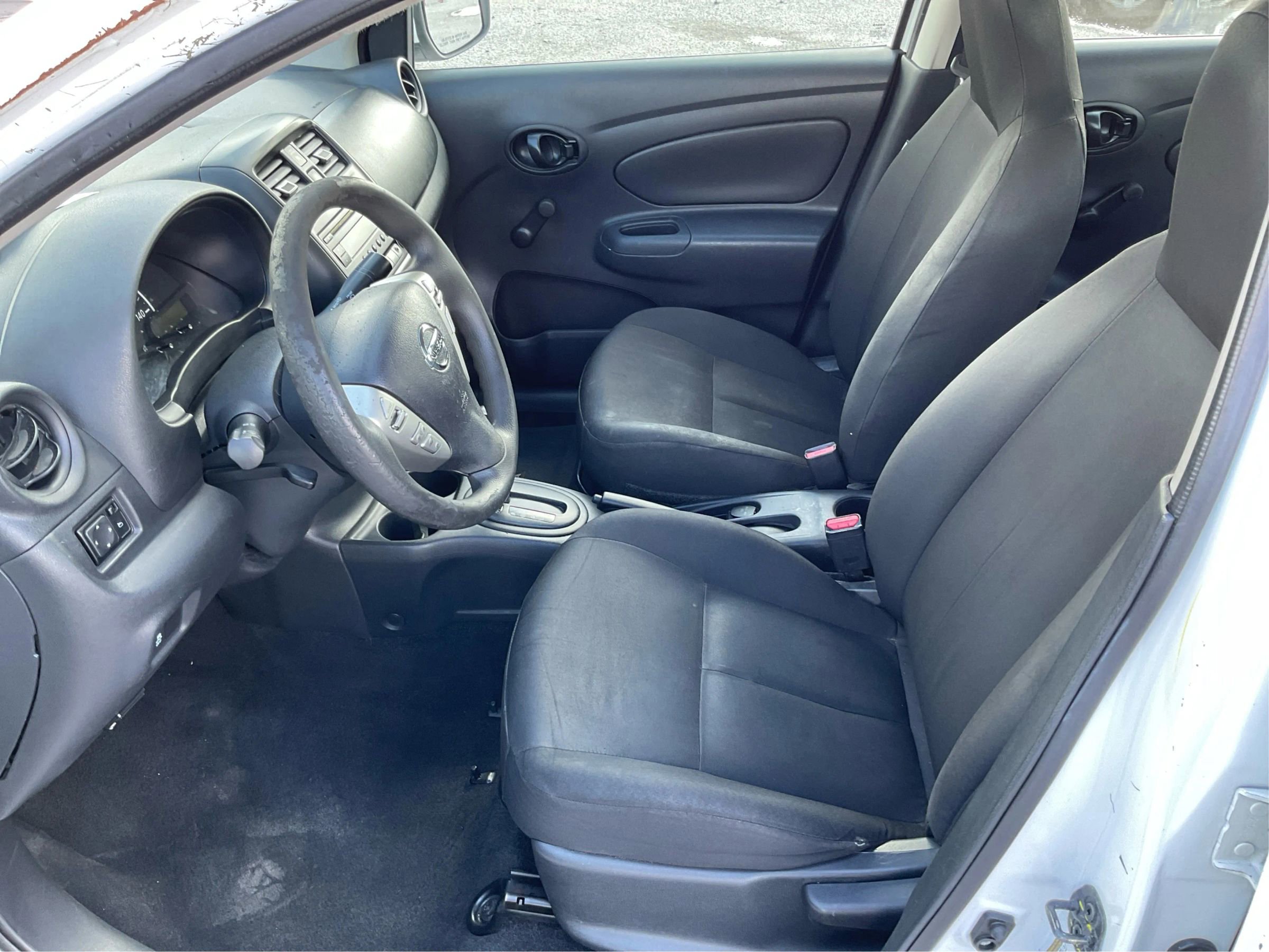 Used 2016 Nissan Versa S Plus FWD image 9