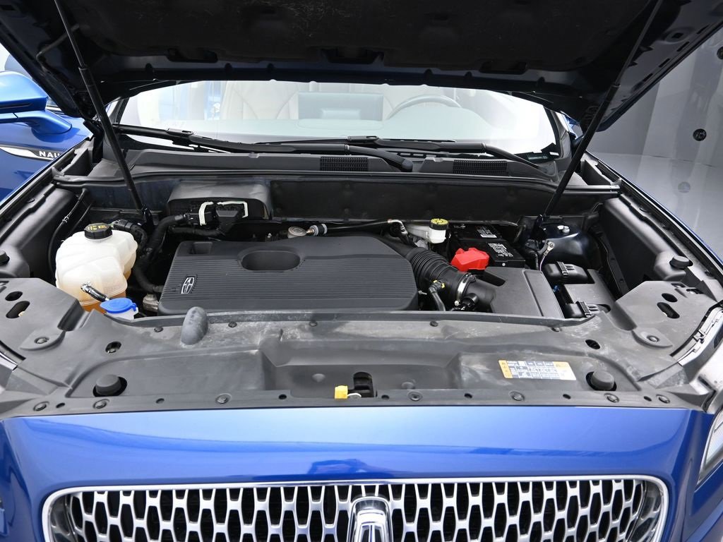 Used 2021 Lincoln Nautilus FWD w/ Equipment Group 101A image 26