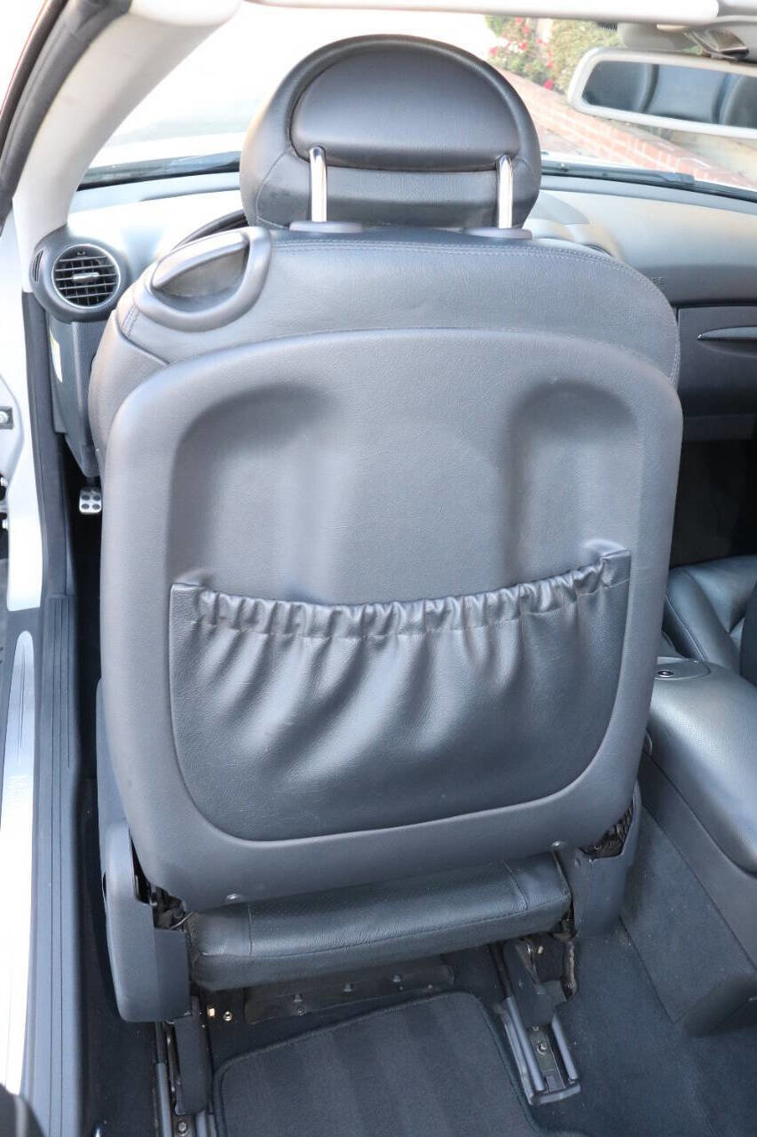 Used 2005 Mercedes-Benz CLK 320 Cabriolet image 49