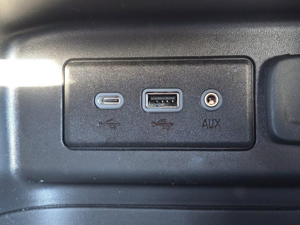 Used 2024 Chevrolet Equinox LT w/ LPO, Floor Liner Package image 6