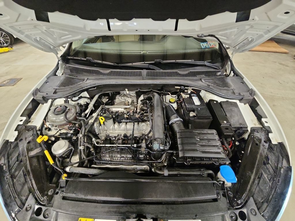 Used 2019 Volkswagen Jetta SEL Premium FWD image 28
