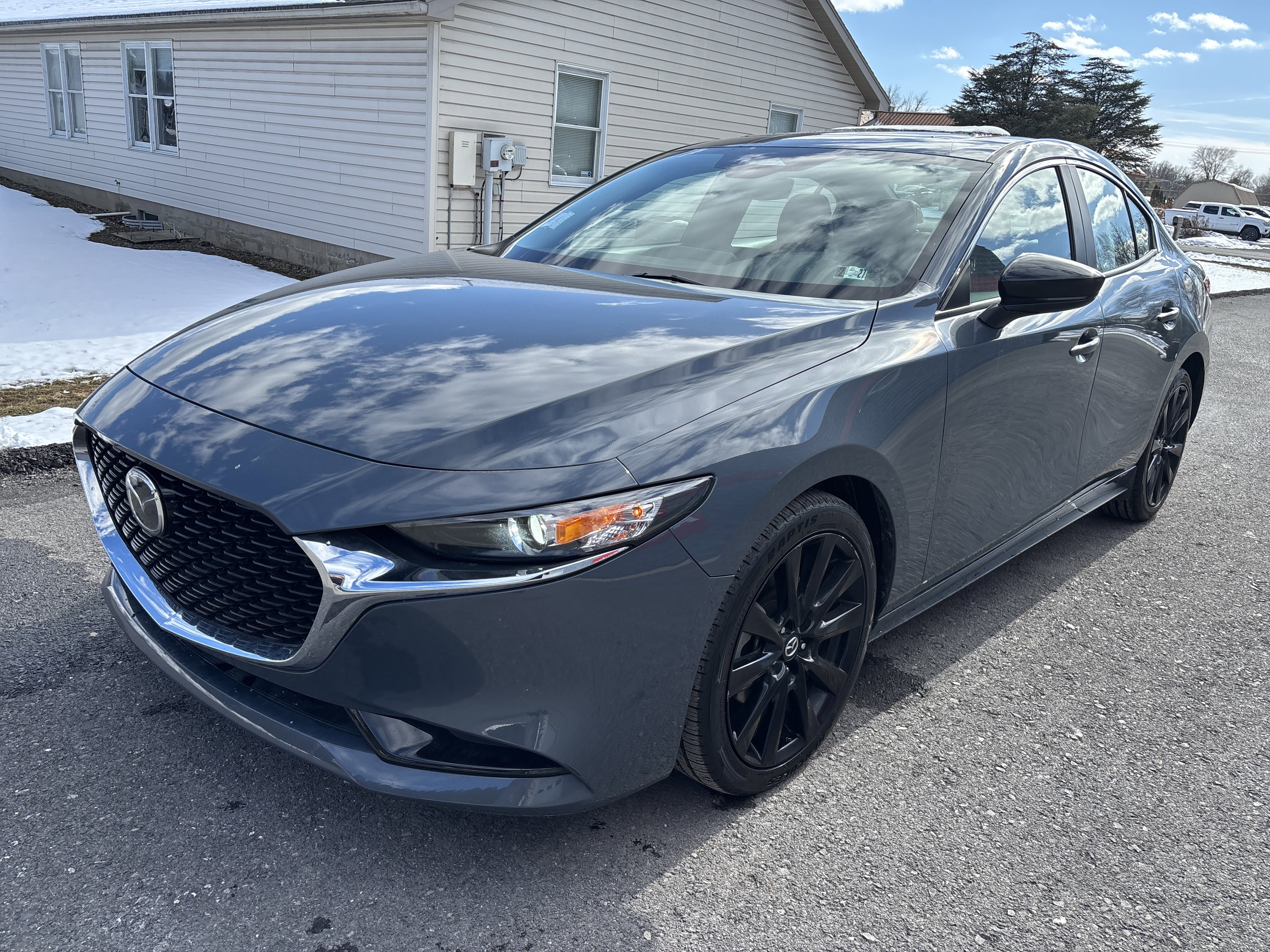 Used 2024 MAZDA MAZDA3 s image 8