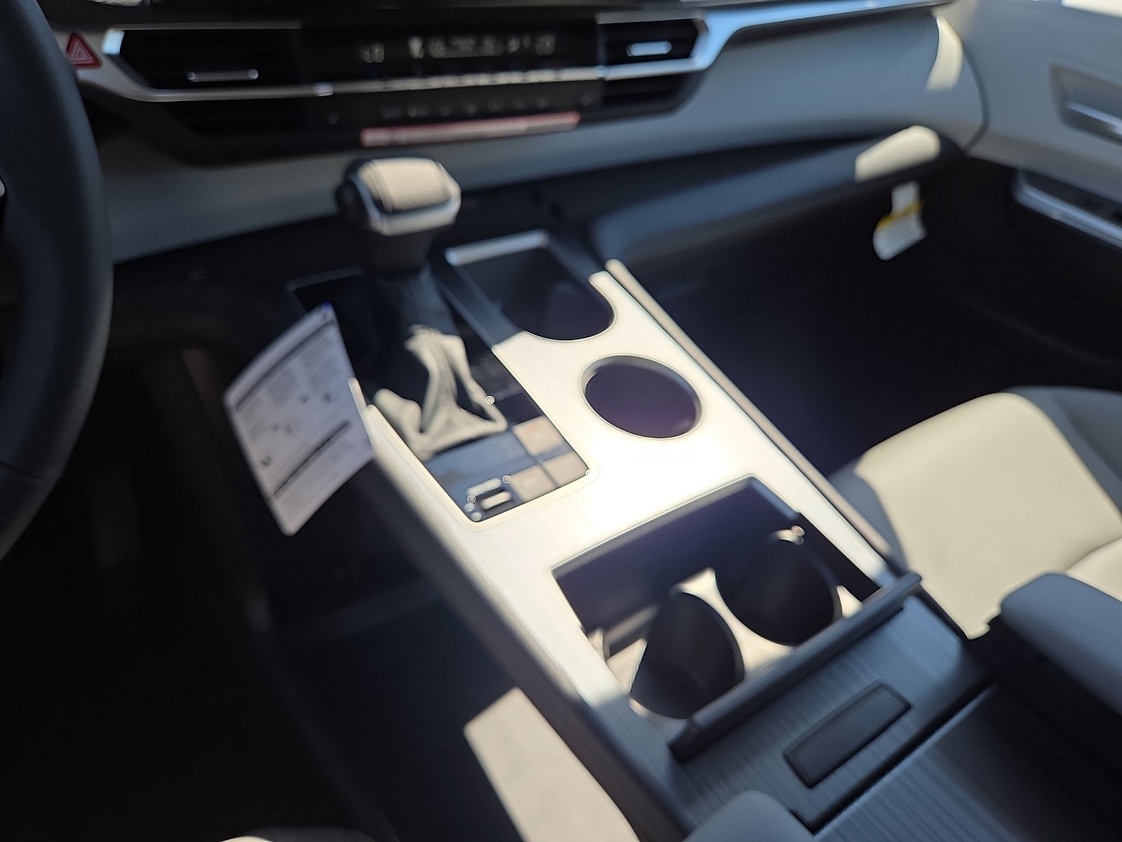 New 2026 Toyota Sienna XLE FWD image 15