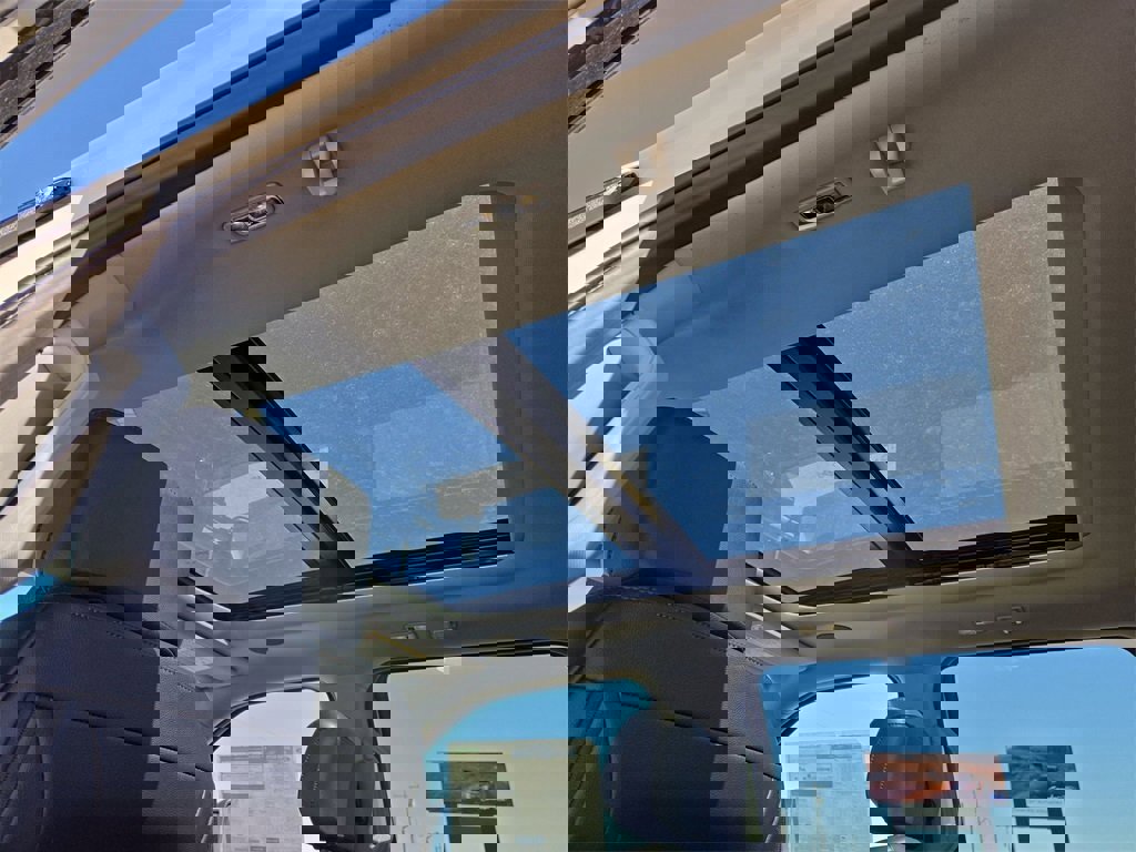 New 2025 Ford F250 Lariat w/ Lariat Ultimate Package image 14