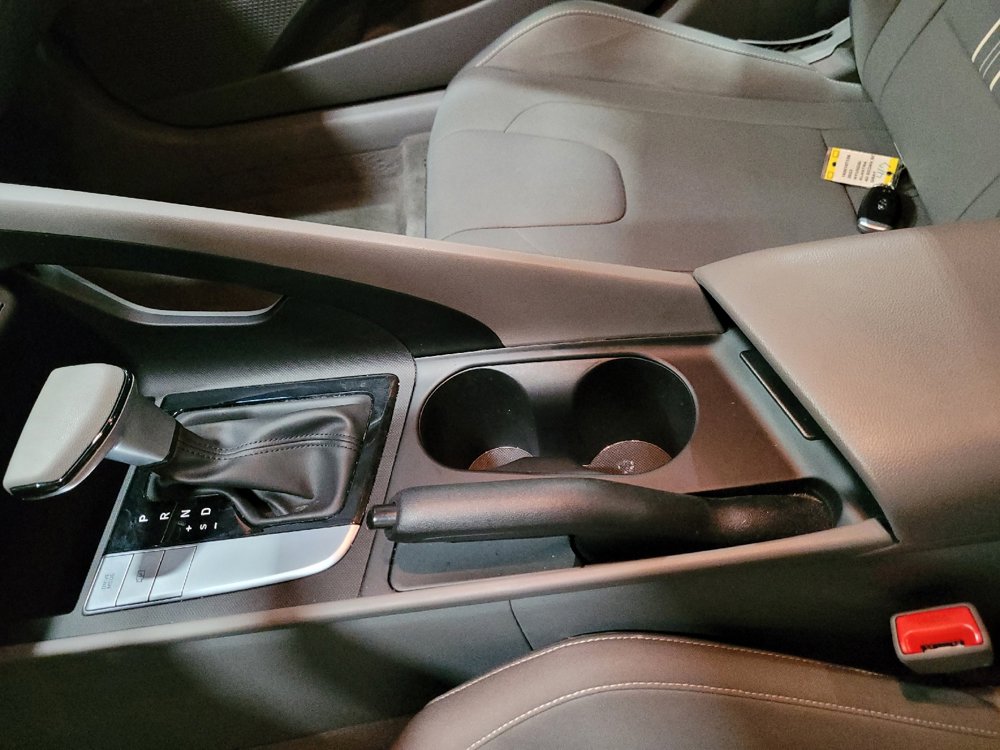 Used 2023 Hyundai Elantra SEL FWD image 26
