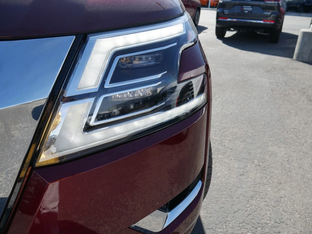 Used 2023 Nissan Armada Platinum w/ Captain's Chairs Package image 26