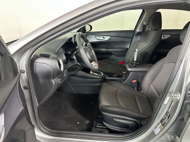 Used 2023 Kia Forte LXS image 11