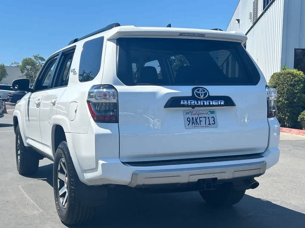 Used 2020 Toyota 4Runner TRD Off-Road AWD/4WD image 2