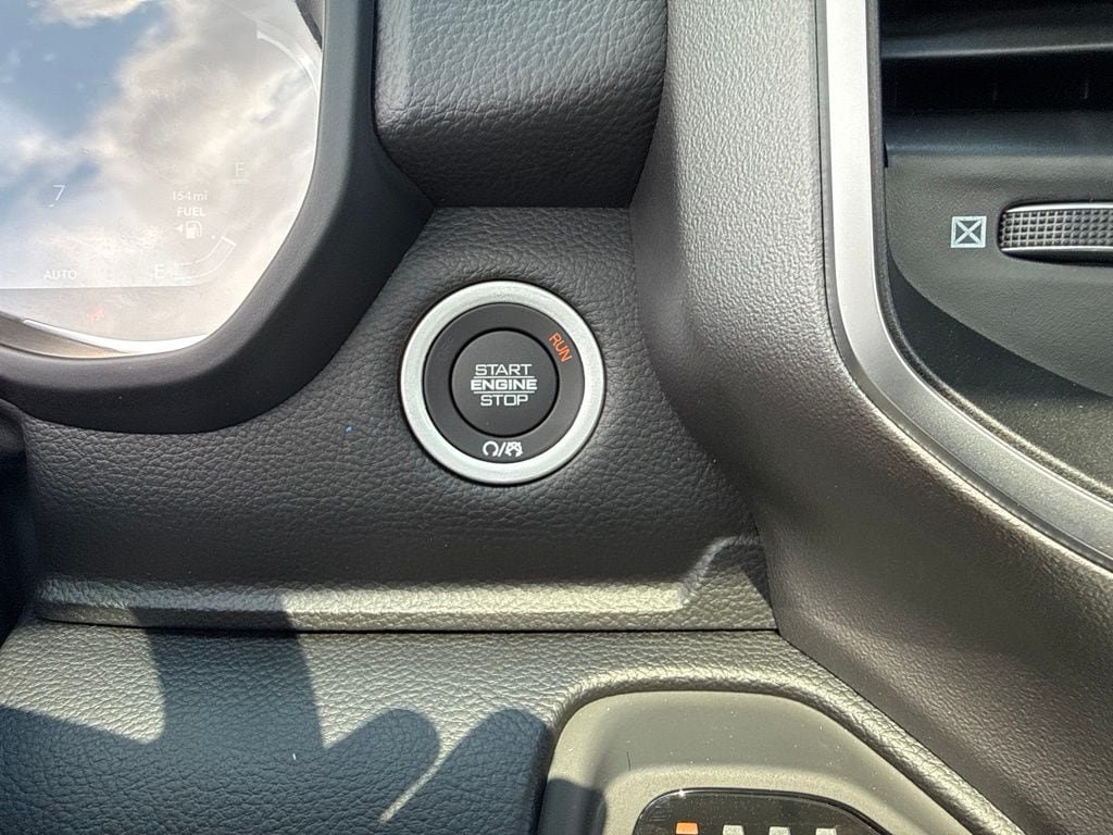 New 2026 RAM 1500 Big Horn AWD/4WD image 15