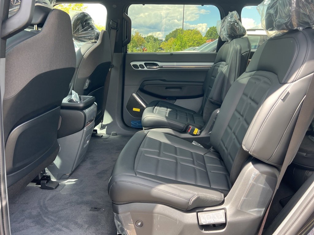 New 2026 Kia EV9 Land image 12