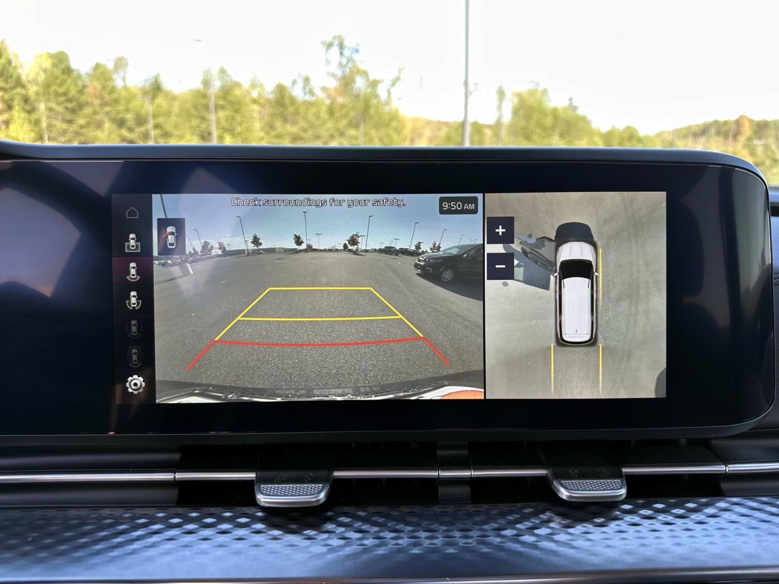 Used 2024 Kia Carnival SX Prestige image 26