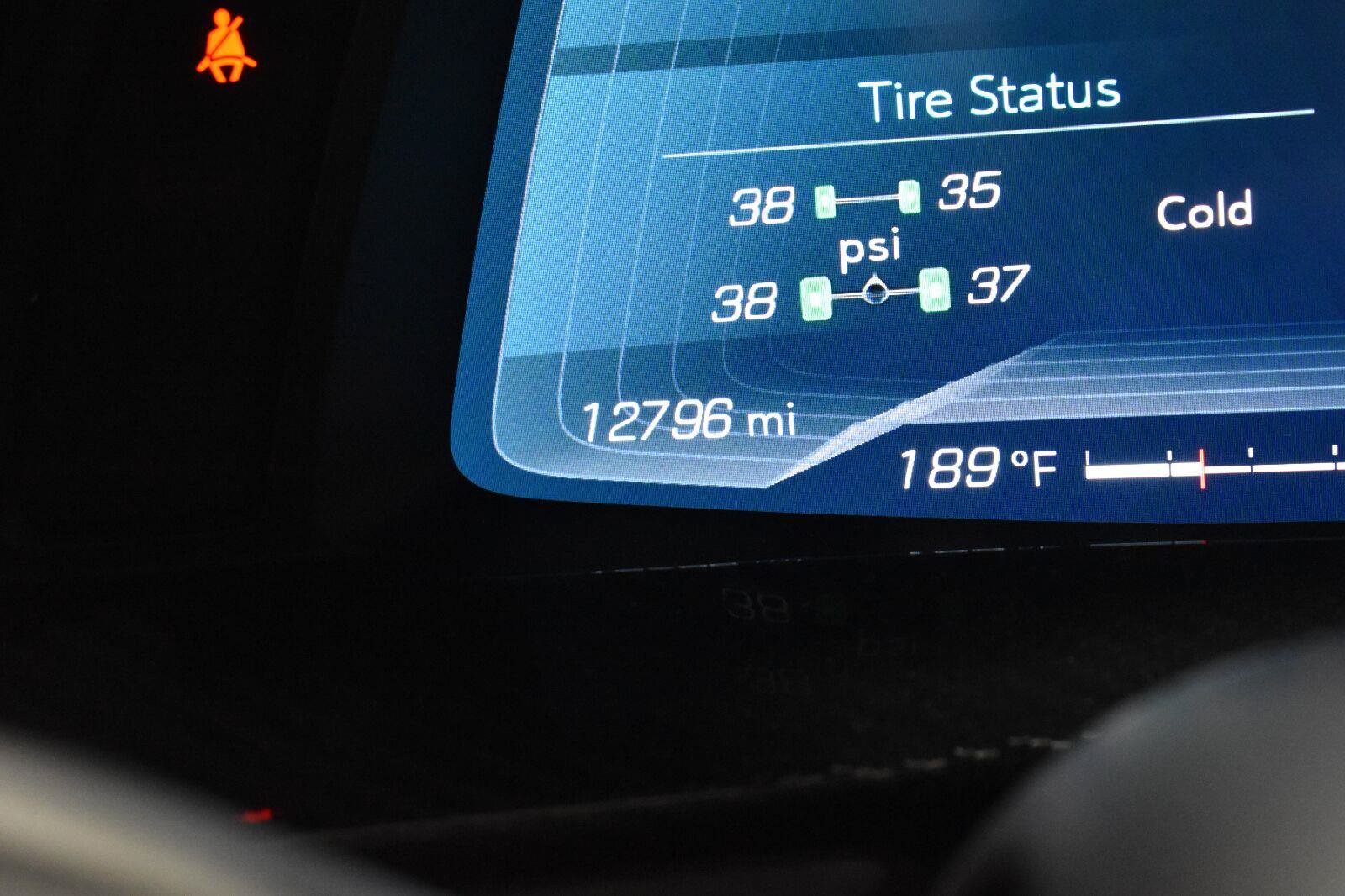 Used 2024 Chevrolet Corvette Z06 RWD image 12