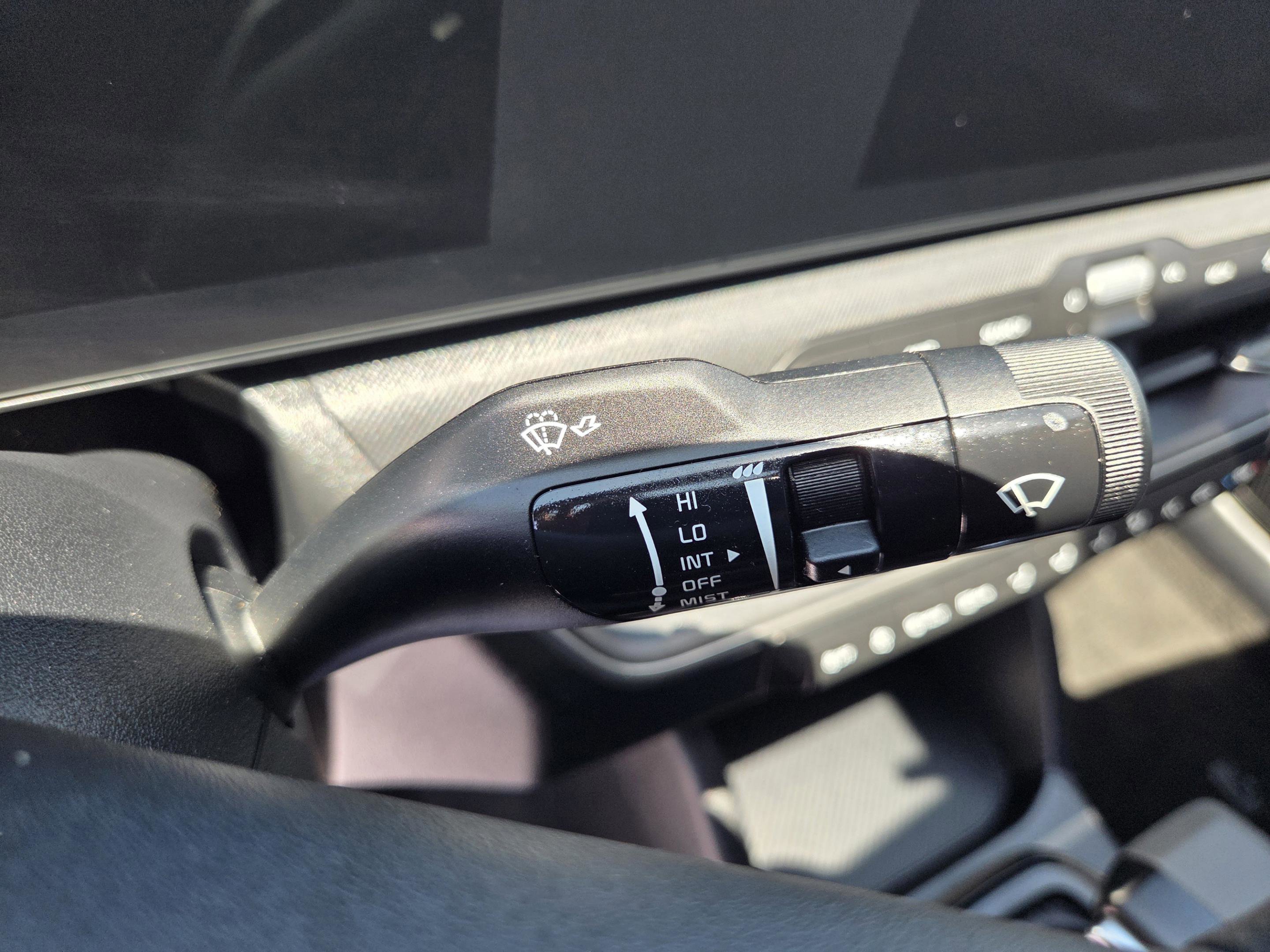 Used 2025 Kia K4 FWD image 13